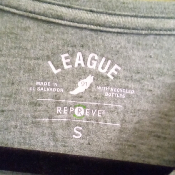 Mens S League Green Long Sleeve Tee with Green Print Lightweight Local - Picture 2 of 3